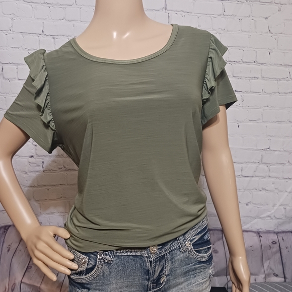 *CLEARANCE* Olive Ruffle Top - Picture 2 of 7